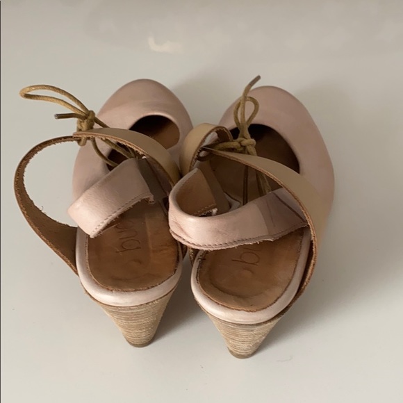 Bueno Sandals - Picture 3 of 6